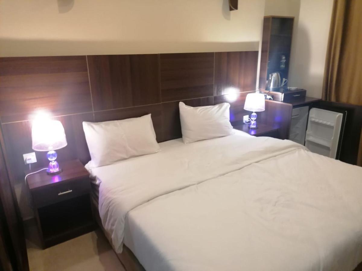 Nice View Hotel فندق الأطلالة الجميلة للعائلات فقط อคาบา ภายนอก รูปภาพ