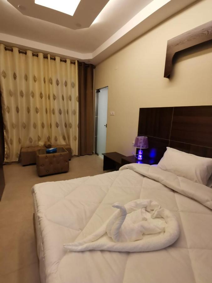 Nice View Hotel فندق الأطلالة الجميلة للعائلات فقط อคาบา ภายนอก รูปภาพ